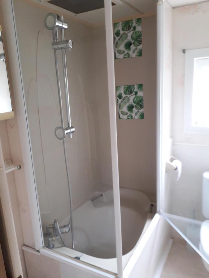 Mobile Home Le Clos De See Chérencé-le-Roussel エクステリア 写真
